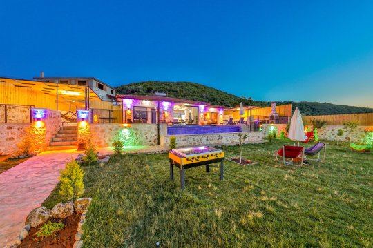 Villa İsinda Konagi